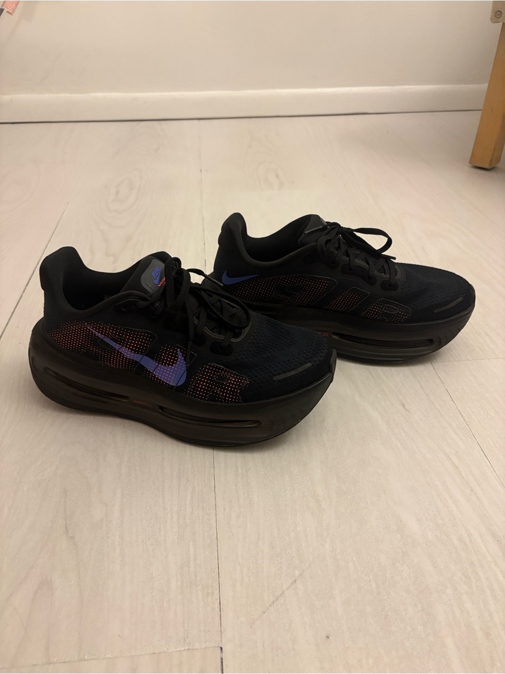 Nike Vomero Premium Black Sneakers with Purple Accent
